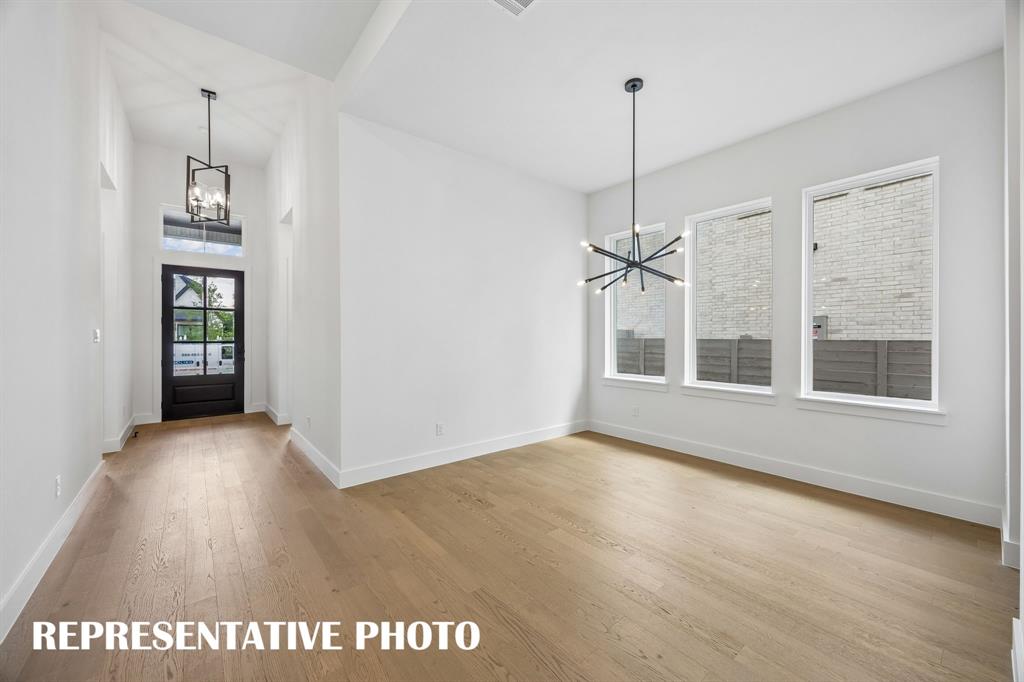 4628 Floral Fields Way Property Photo 4