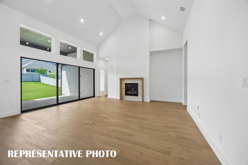 4628 Floral Fields Way Property Photo 11