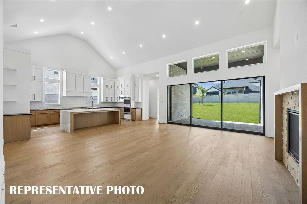 4628 Floral Fields Way Property Photo 12