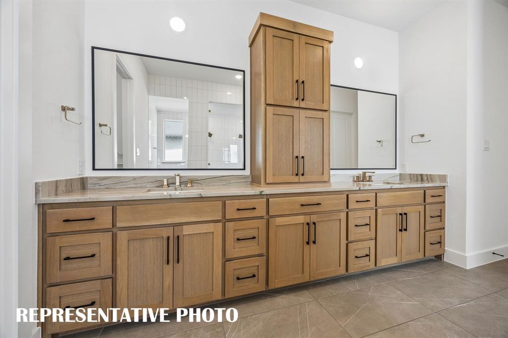 4628 Floral Fields Way Property Photo 15