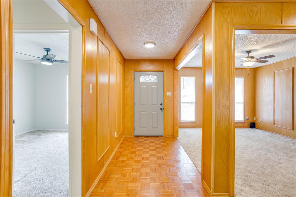 22011 Pebble Drive Property Photo 6
