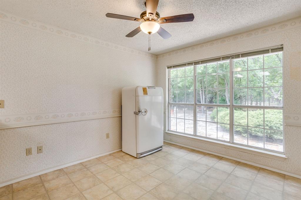 22011 Pebble Drive Property Photo 13