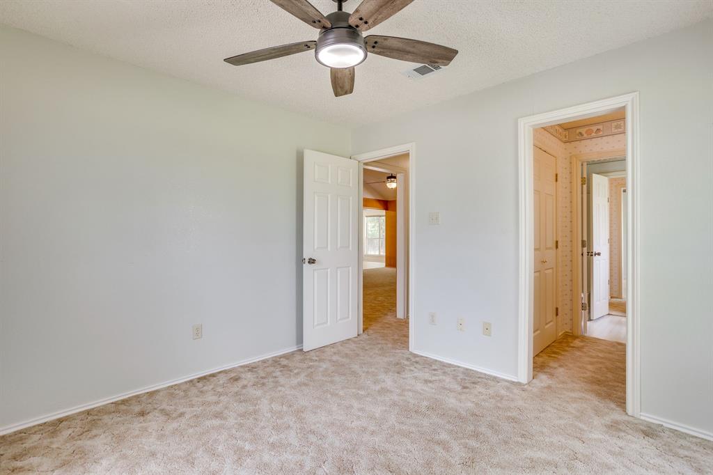 22011 Pebble Drive Property Photo 17