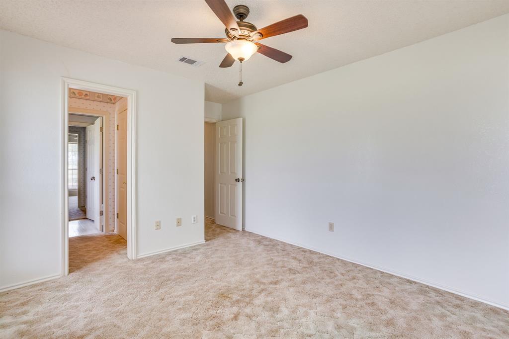 22011 Pebble Drive Property Photo 18