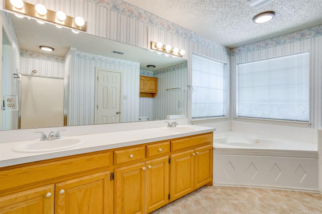 22011 Pebble Drive Property Photo 30
