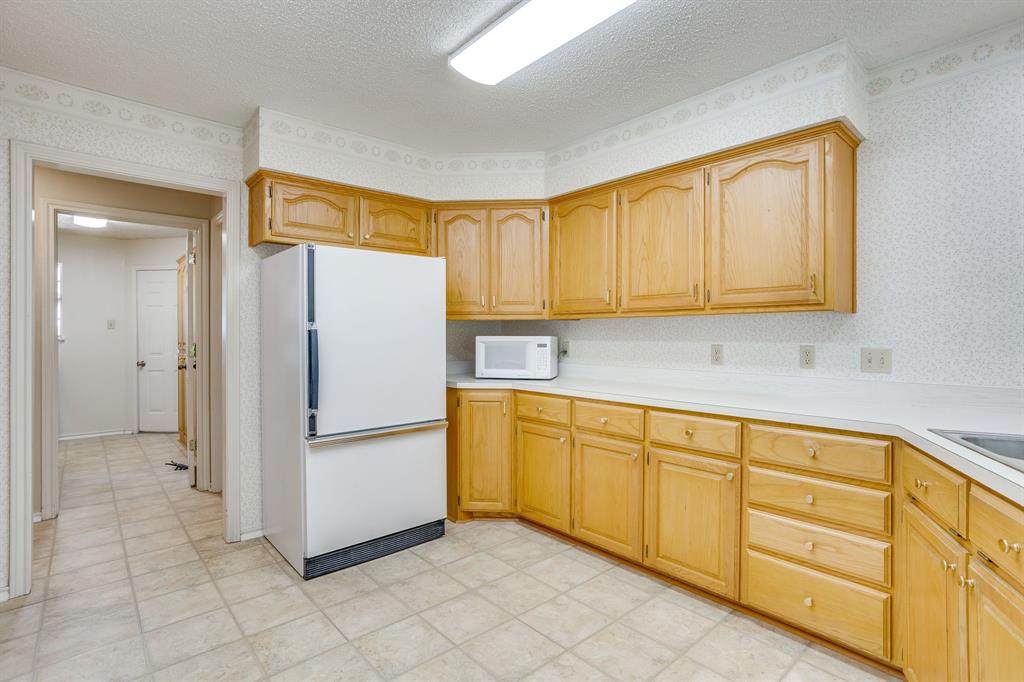 22011 Pebble Drive Property Photo 34