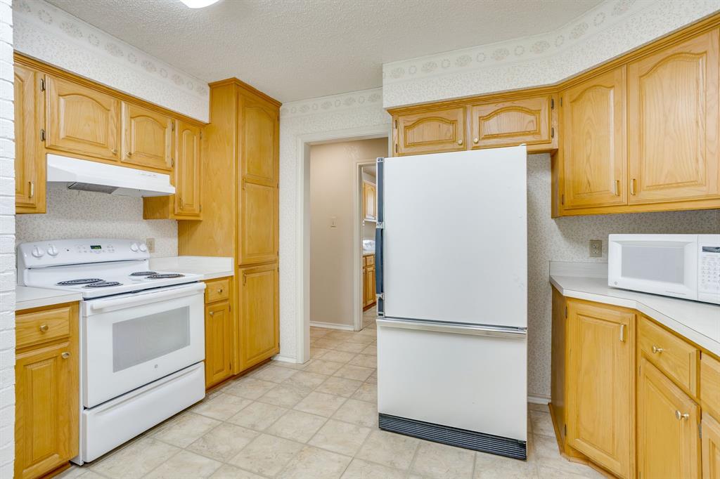 22011 Pebble Drive Property Photo 35