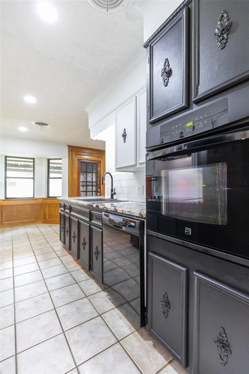 2934 Arlington Avenue Property Photo 7