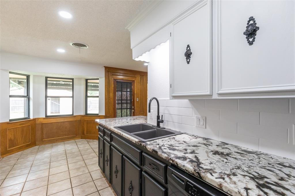 2934 Arlington Avenue Property Photo 8