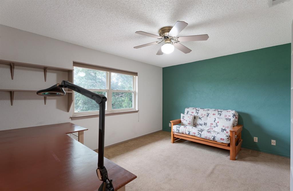 9302 Ravenswood Road Property Photo 22
