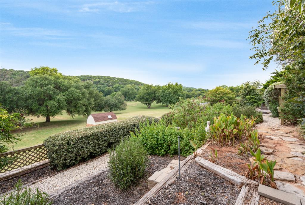9302 Ravenswood Road Property Photo 30