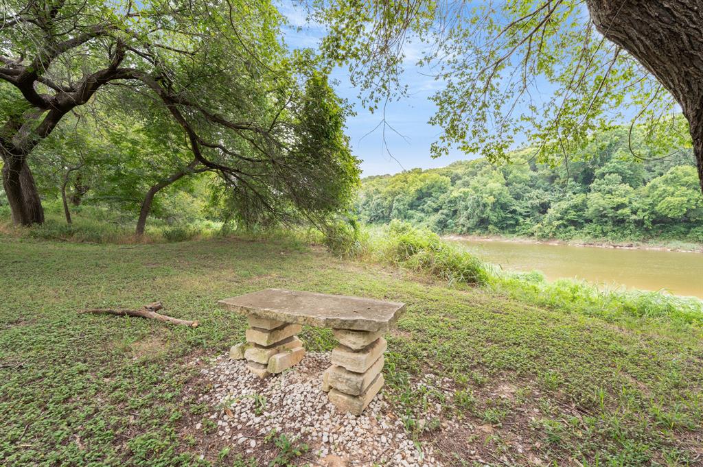 9302 Ravenswood Road Property Photo 31