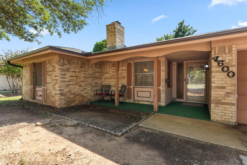 4600 Summit Drive Property Photo 1