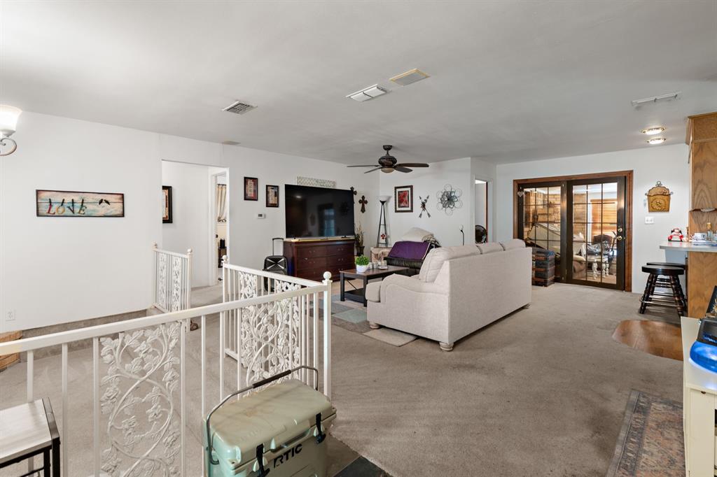 4600 Summit Drive Property Photo 4