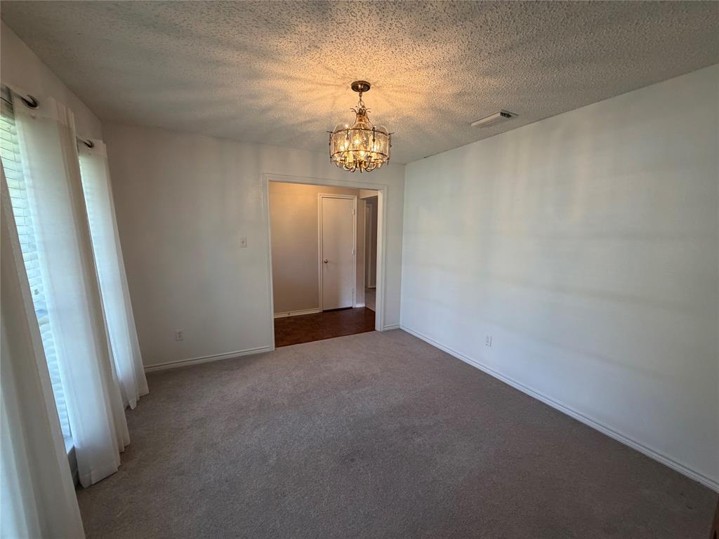 910 Village Green Drive Property Photo 5
