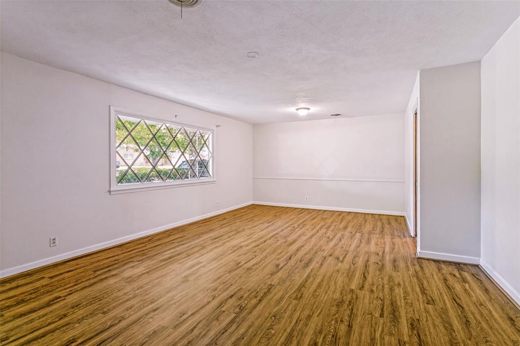 5729 Wharton Drive Property Photo 4