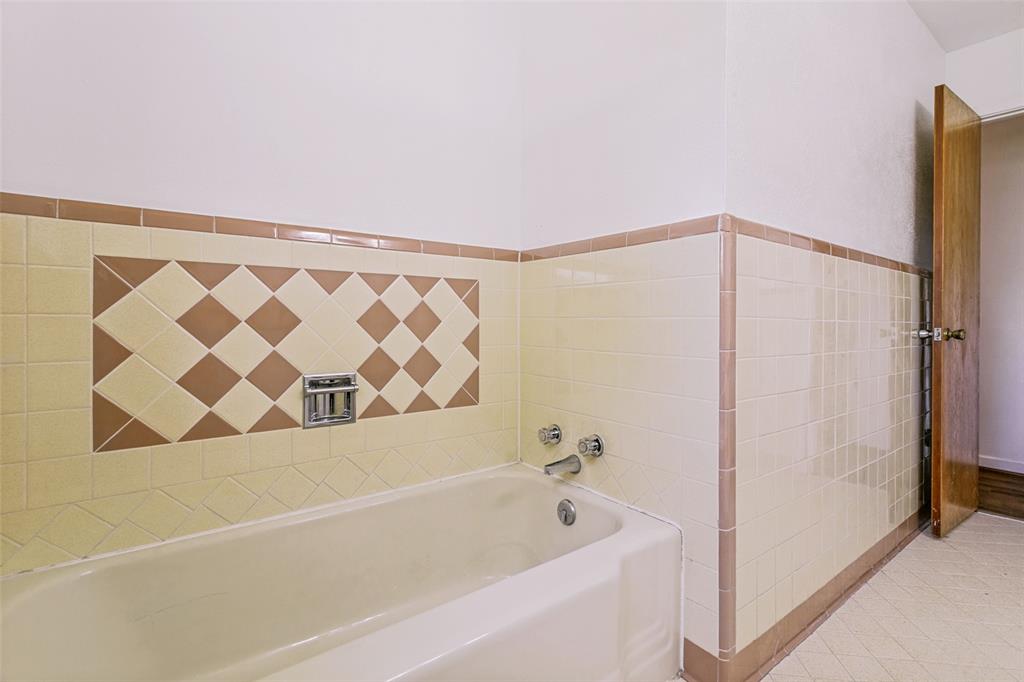 5729 Wharton Drive Property Photo 25