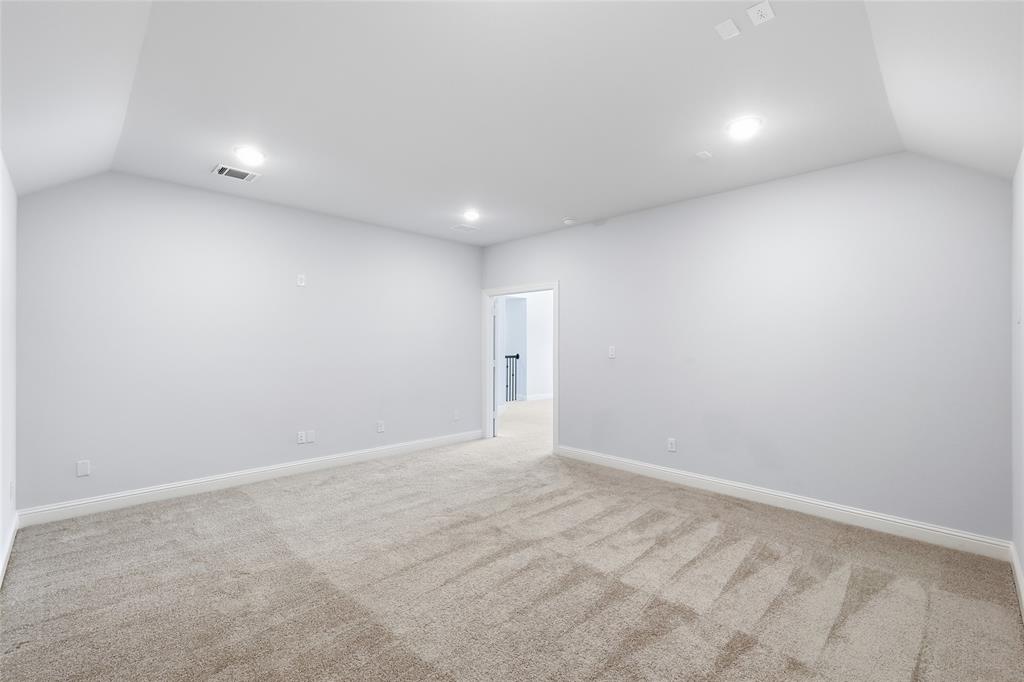 2101 Hebert Court Property Photo 19