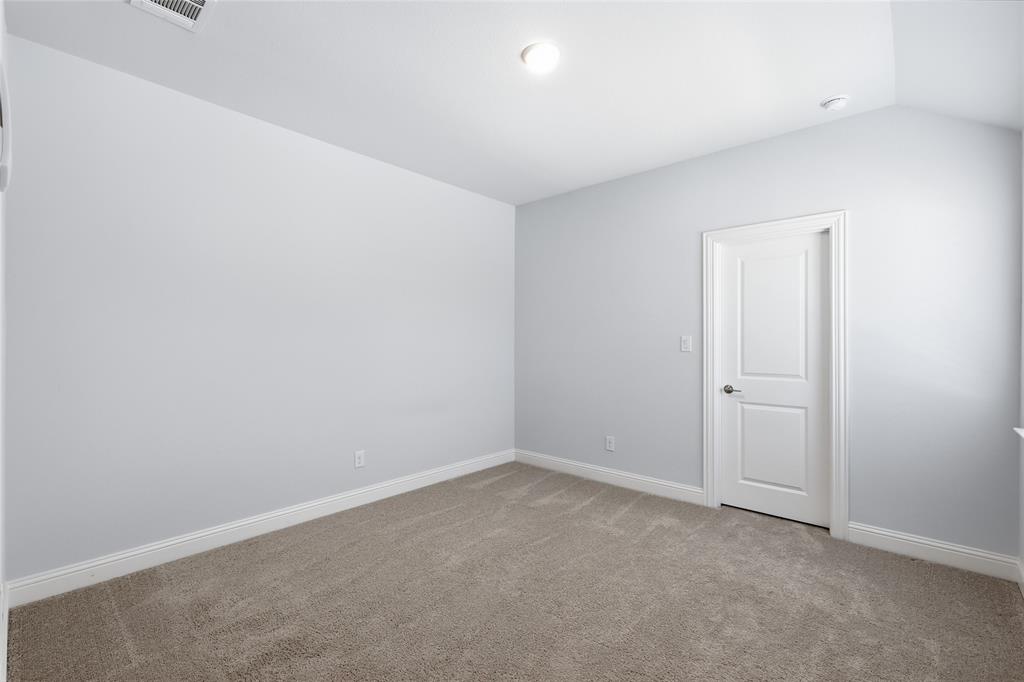 2101 Hebert Court Property Photo 22