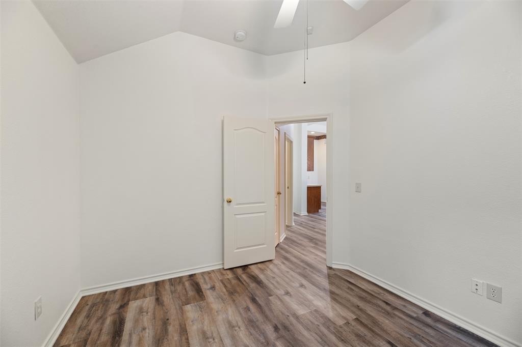 1621 Oak Brook Lane Property Photo 25