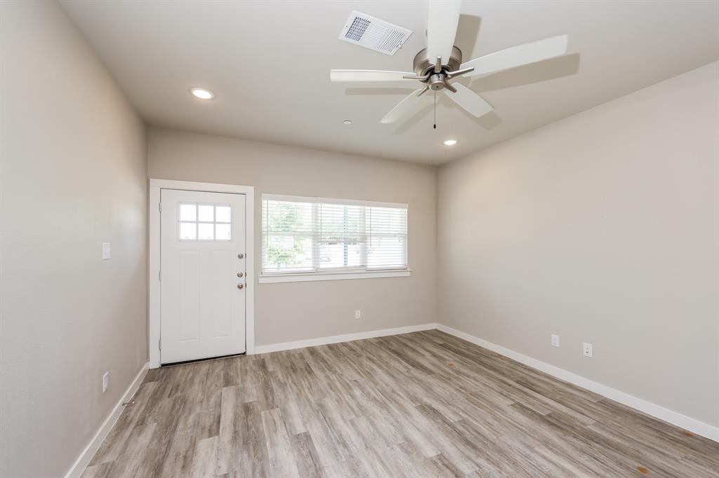 622 Ava Trail Property Photo 3