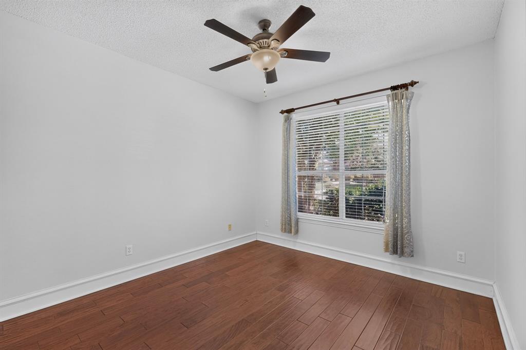 4224 Barnsley Drive Property Photo 20