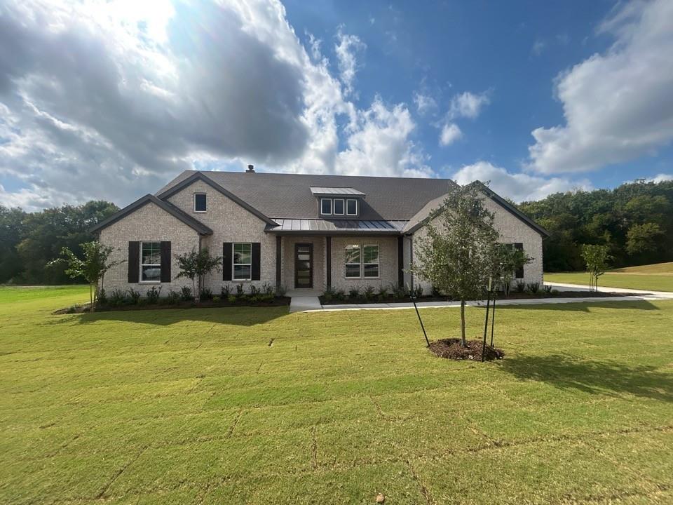 1007 Perrin Lane Property Photo 1