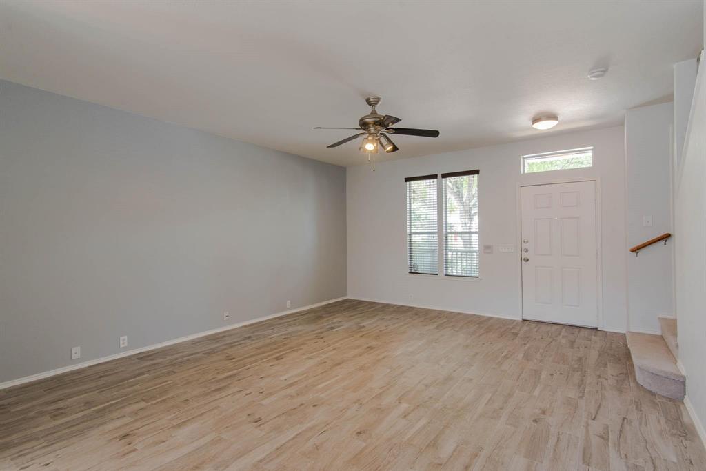 10653 Astor Drive Property Photo 3
