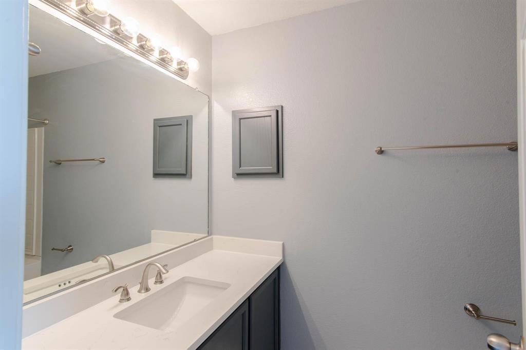 10653 Astor Drive Property Photo 7