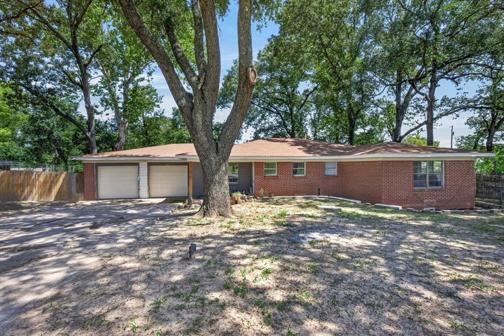 925 Maryland Drive Property Photo 3