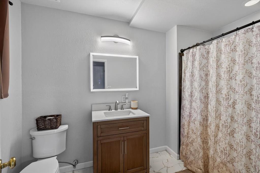 925 Maryland Drive Property Photo 12