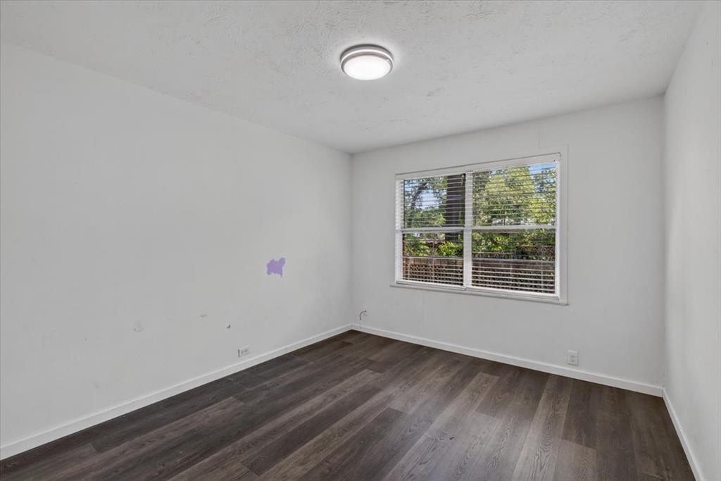925 Maryland Drive Property Photo 14