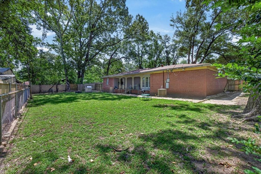 925 Maryland Drive Property Photo 16