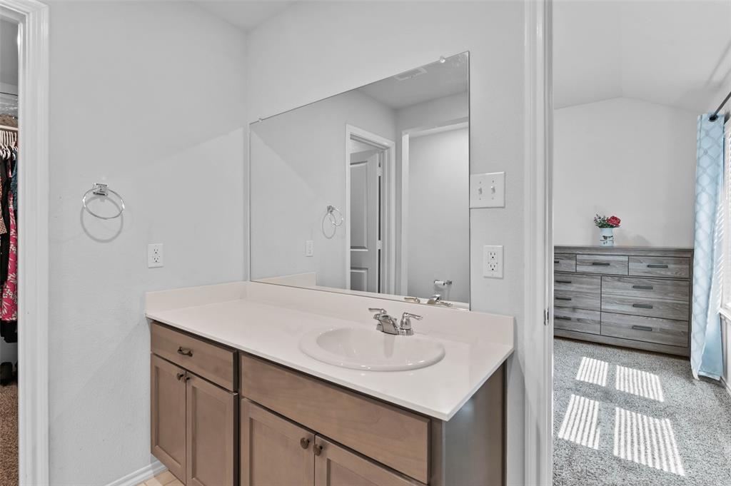 409 Wilson Way Property Photo 12