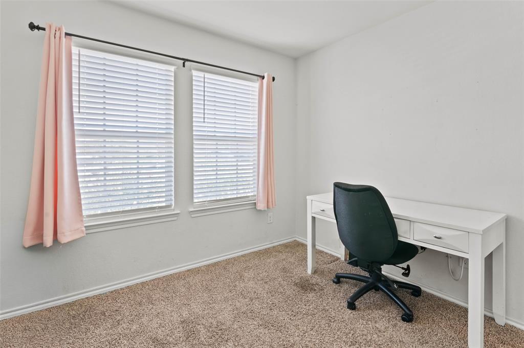 409 Wilson Way Property Photo 14
