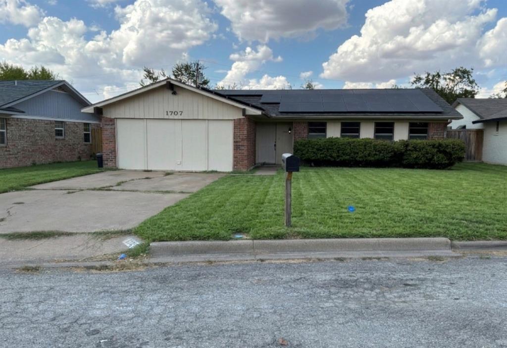 1707 15th Street Property Photo 1