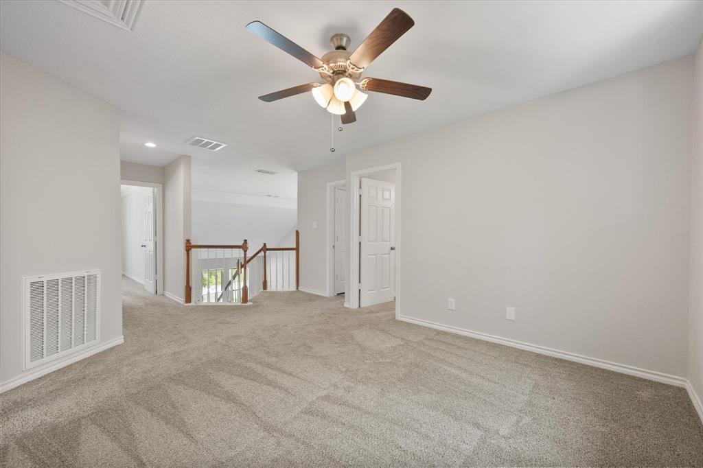 2216 Reverchon Drive Property Photo 10