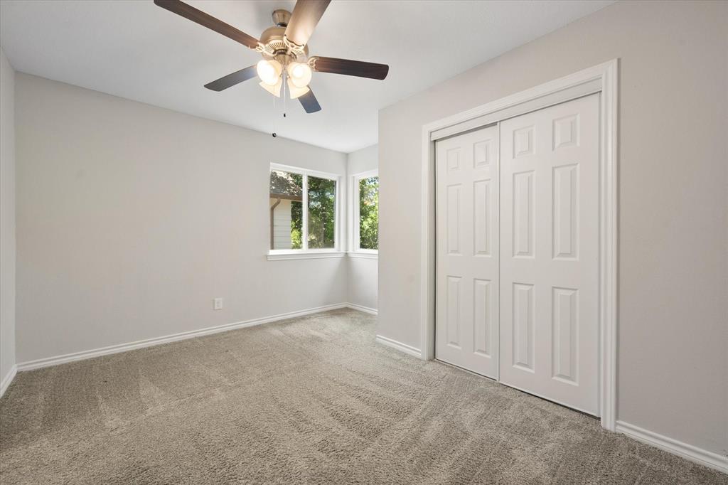 2216 Reverchon Drive Property Photo 11