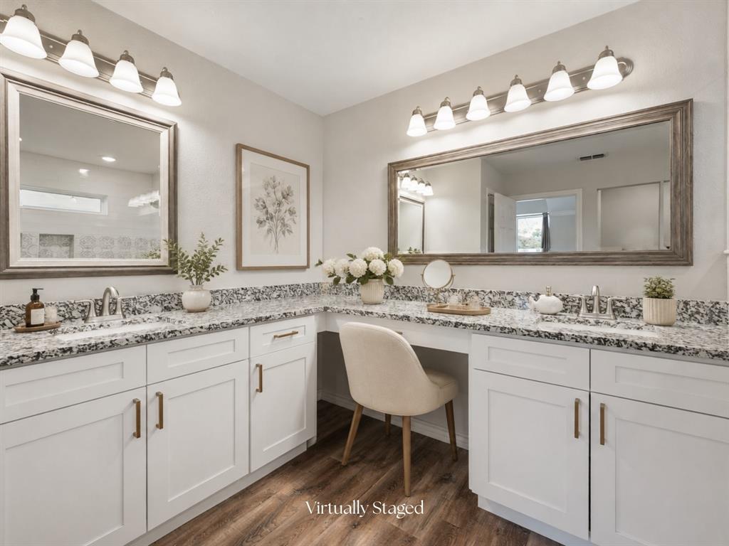 2216 Reverchon Drive Property Photo 14