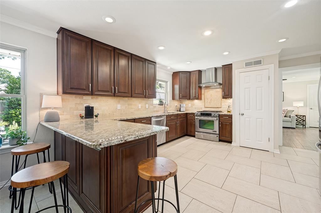 10411 Gooding Drive Property Photo 11