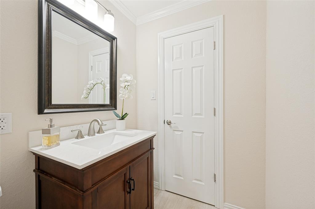 10411 Gooding Drive Property Photo 21