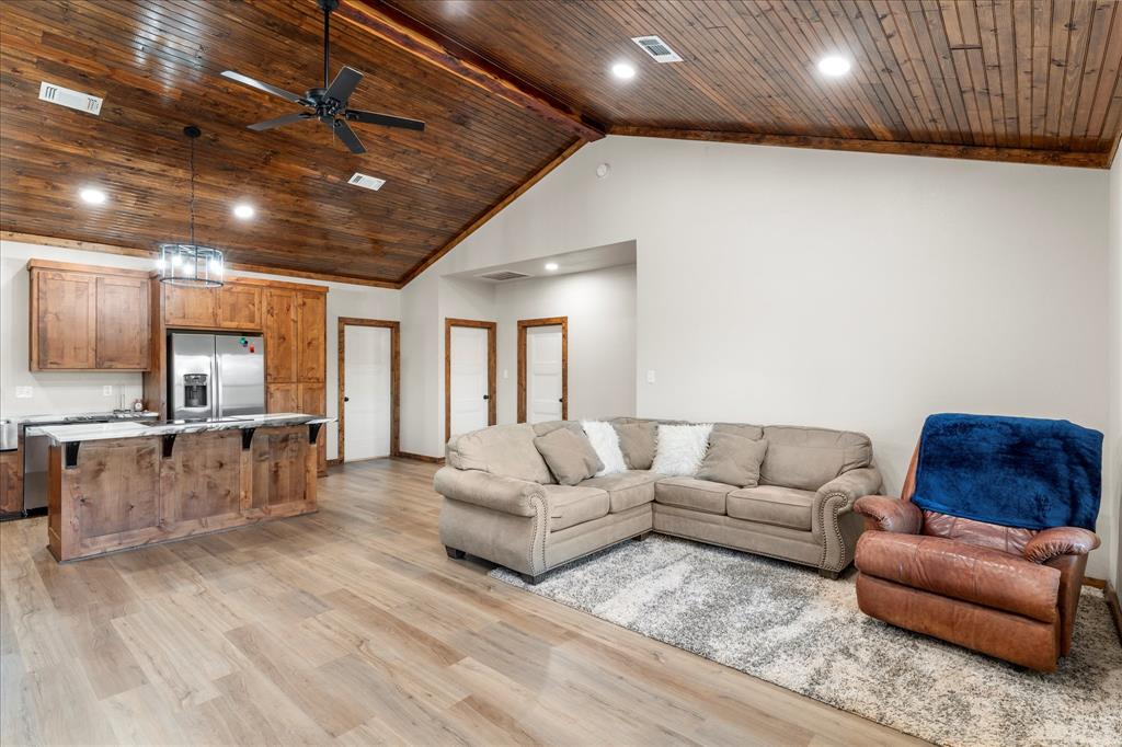 115 Cr 4720 Property Photo 6