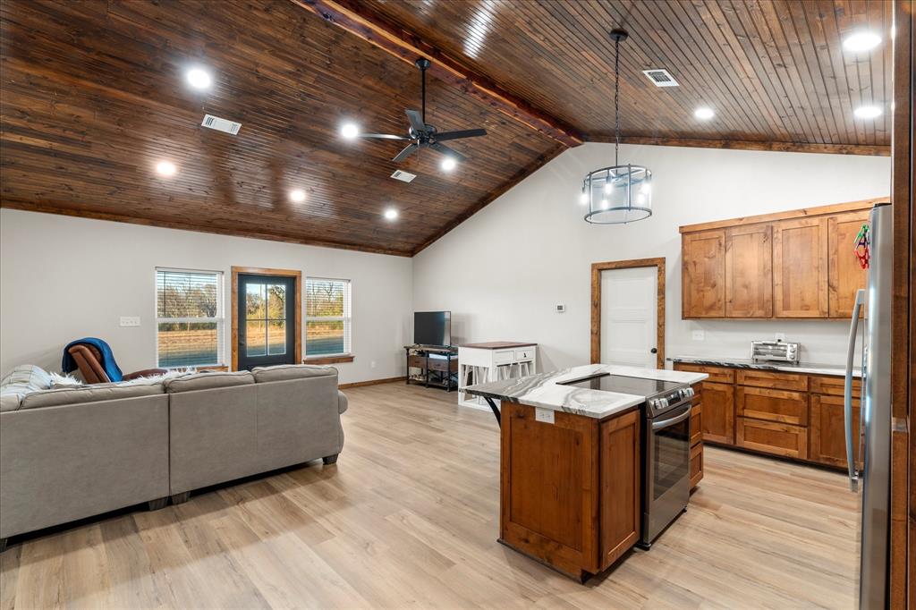 115 Cr 4720 Property Photo 8