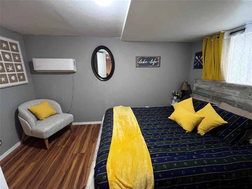 4380 Lake Shore Drive Property Photo 14