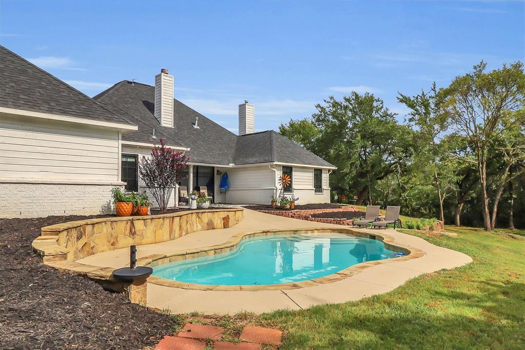 1901 Spring Mountain Road Property Photo 40
