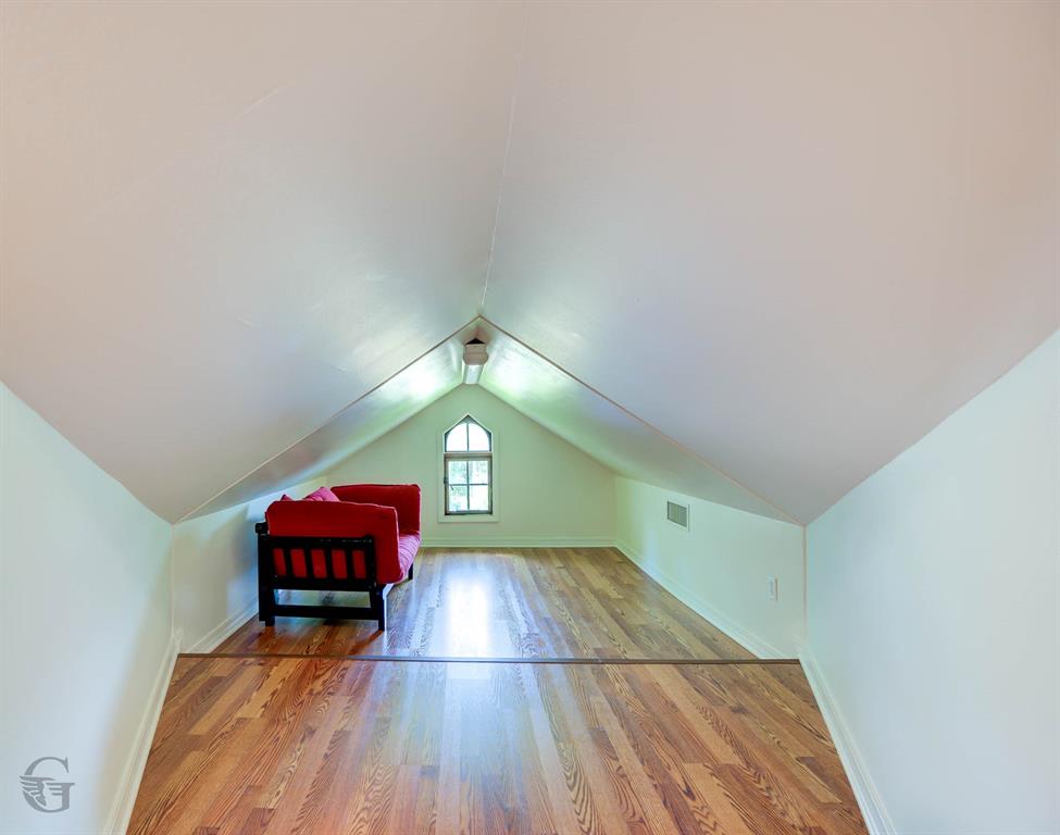 920 Ockley Drive Property Photo 27