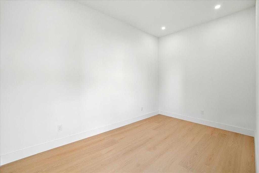 1825 Pollard Street Property Photo 25