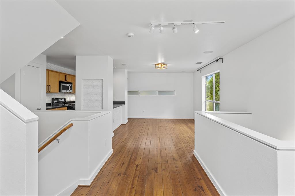 3809 San Jacinto Street E Property Photo 19
