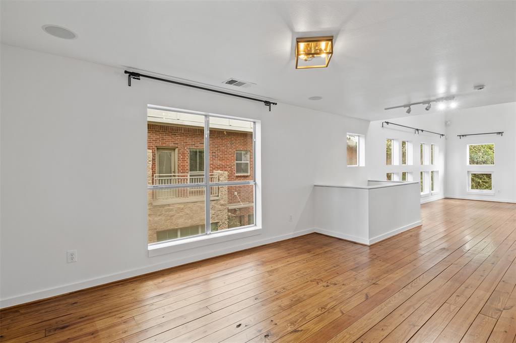 3809 San Jacinto Street E Property Photo 21