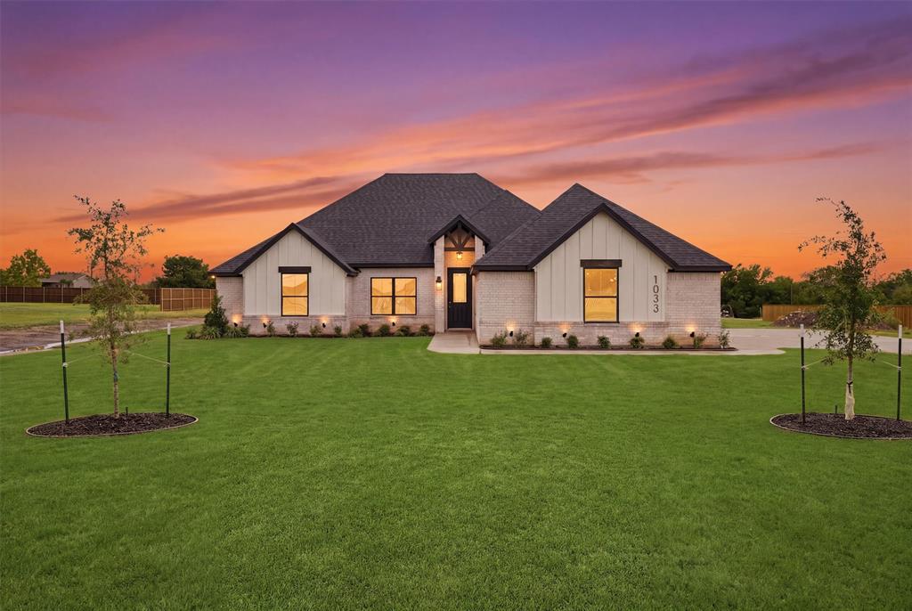 1033 Uplift Drive Property Photo 1